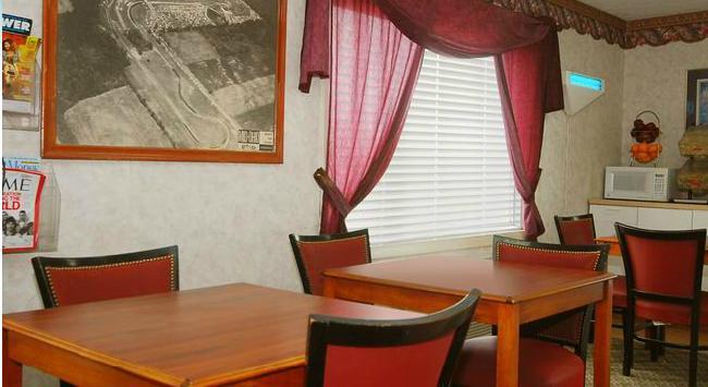 Mid Ohio Inn Bellville Экстерьер фото