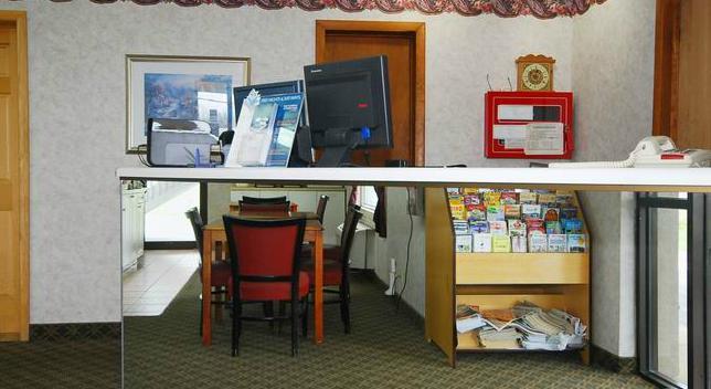 Mid Ohio Inn Bellville Экстерьер фото