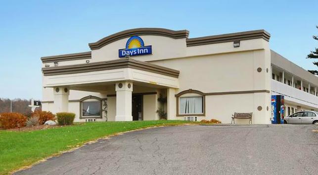 Mid Ohio Inn Bellville Экстерьер фото